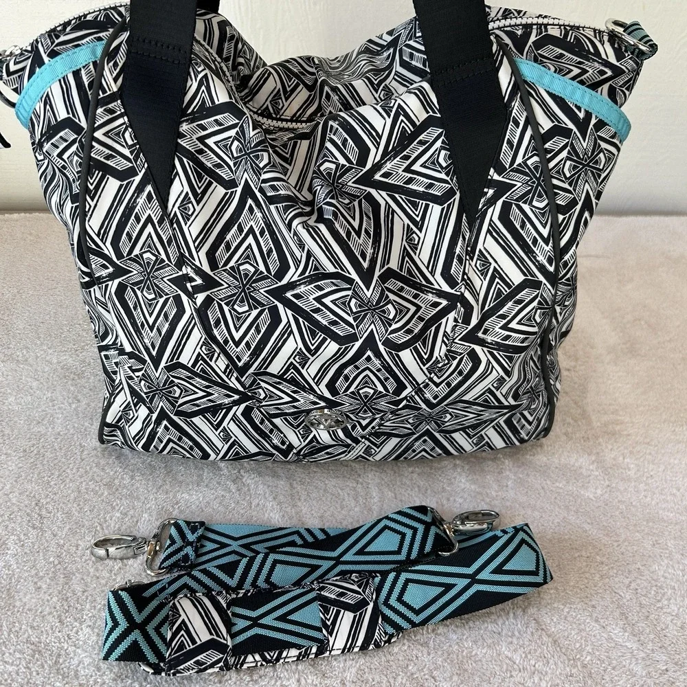 Ivivva Lululemon Girls Gym Shoulder Travel Bag W/ Separate Shoe Compartment NWOT
